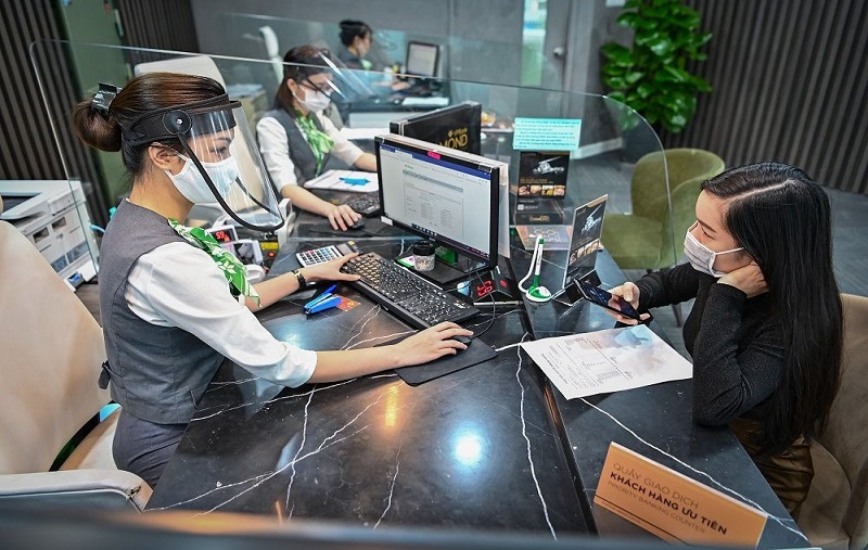 Tạm ngừng giao dịch tại VPBank Hai Bà Trưng từ chiều ngày 28/12/2021 để thực hiện phòng chống dịch Covid-19