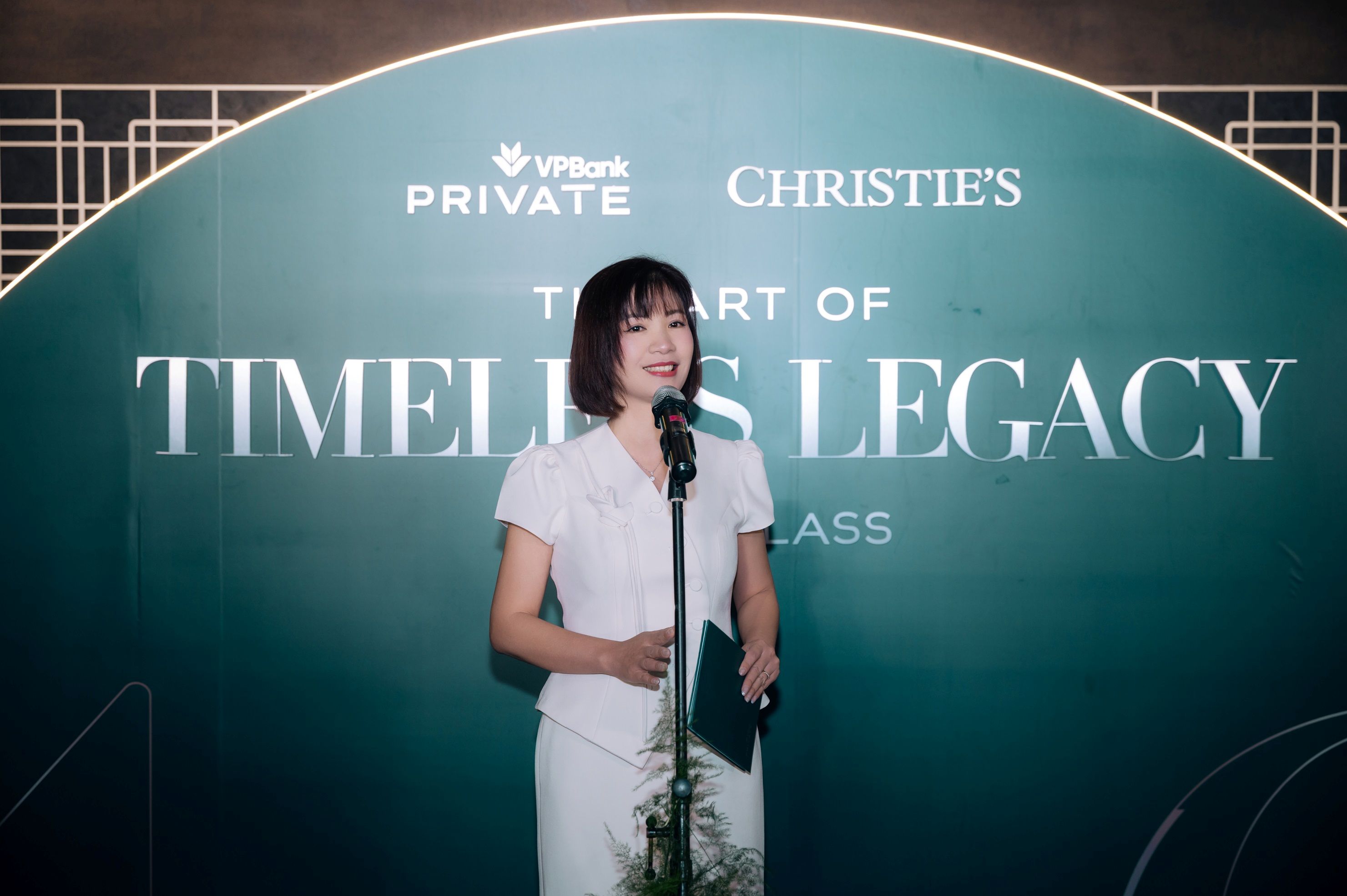 VPBank Private cùng Christie's giải mã giá trị của thời gian và kim cương tại sự kiện độc quyền The Art of Timeless Legacy