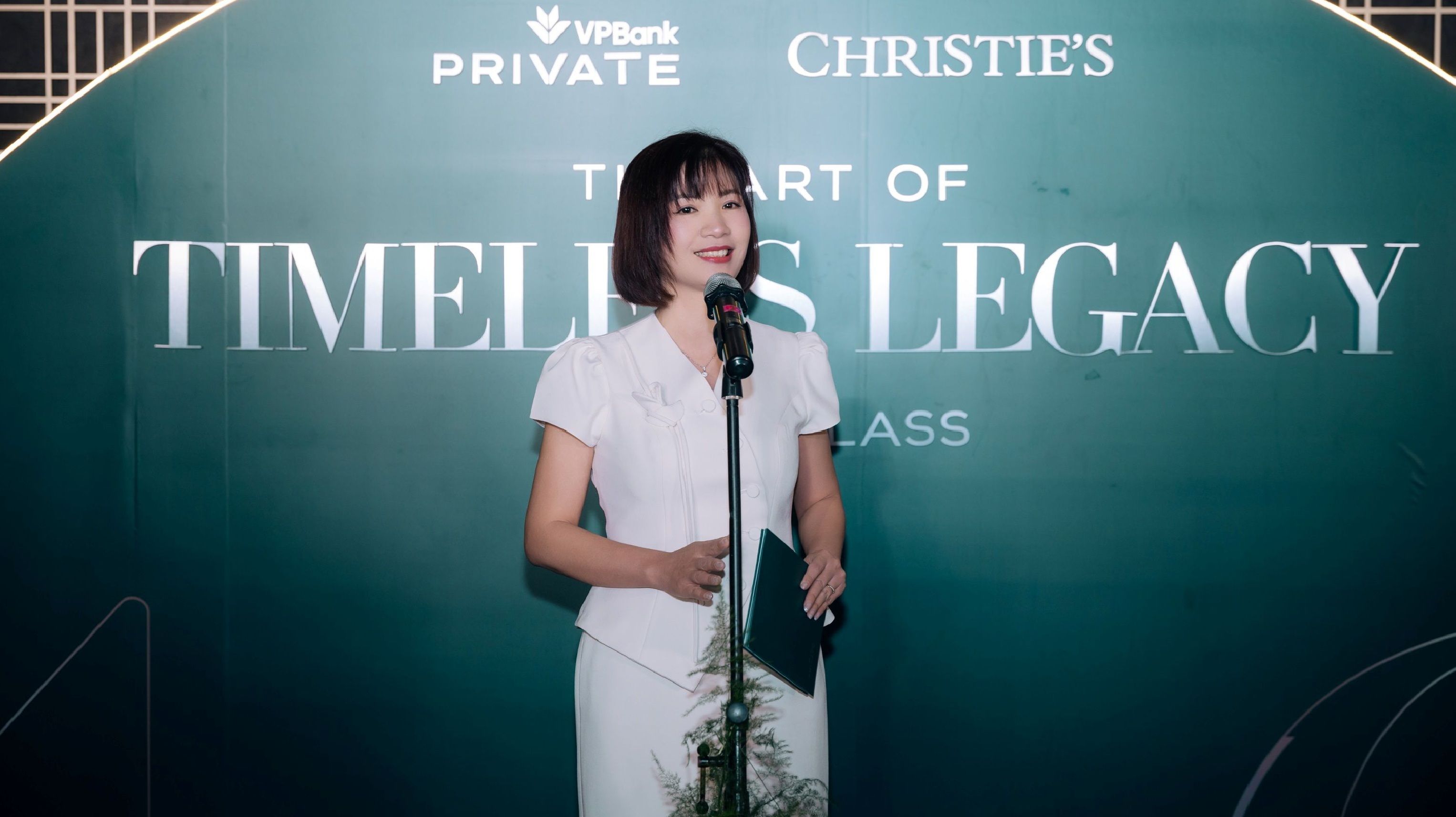 VPBank Private cùng Christie's giải mã giá trị của thời gian và kim cương tại sự kiện độc quyền The Art of Timeless Legacy