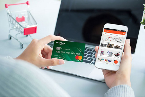 hạn mức thẻ tín dụng 